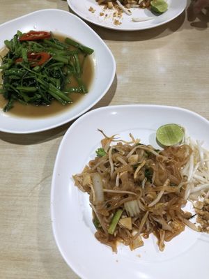 Pad thai and morning glory  at Happy Vegan - สุขใจมังสวิรัติ in Bangkok