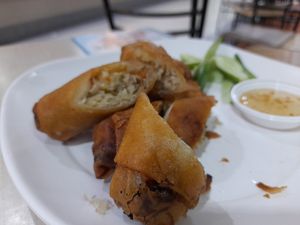 Spring rolls at Happy Vegan - สุขใจมังสวิรัติ in Bangkok