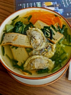 Dumpling noodles at Gardenai Chay in Hanoi