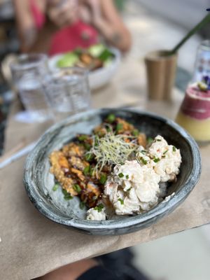 Dynamite 18€  at Winners Vegan Restaurant in Athens