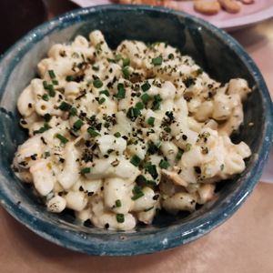 Mac and cheese. Hadn't eaten any since becoming vegan 10~ years ago. Was delicious but slightly more mayo-flavoured than a dairy mac and cheese. A touch of black pepper was a perfe at Winners Vegan Restaurant in Athens