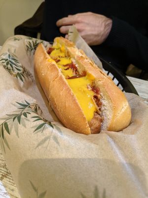 Hotdog classic at El Jardi in Mataro