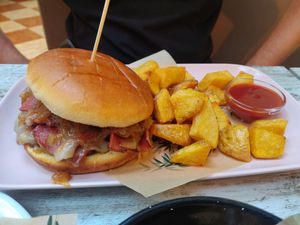 Bacon queen at El Jardi in Mataro