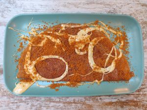 Crepe amb xocolata blanca i galeta lotus at El Jardi in Mataro