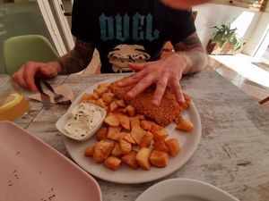 The giant cachopo at El Jardi in Mataro