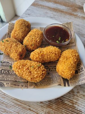  at El Jardi in Mataro