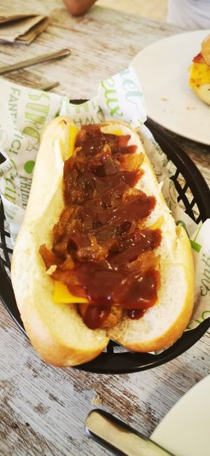 Complert hotdog at El Jardi in Mataro