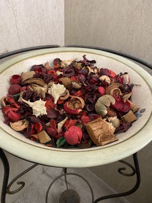 Von der Einrichtung darf man keine Fotos machen - sie ist aber sehr schön. Hier ein Symbolbild von der Toilette.  at Al Corner in Venice