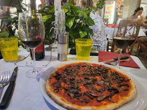  at Al Corner in Venice