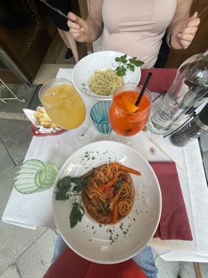 Garlic pasta and vegetable pasta  at Al Corner in Venice