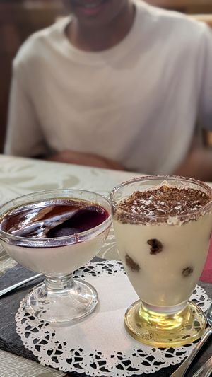  at Al Corner in Venice