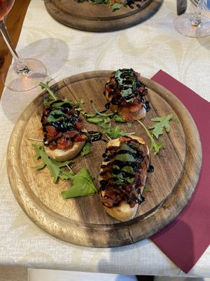 Bruschetta, best I had in Venice   at Al Corner in Venice