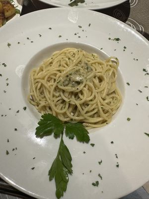 Aglio y ooooo  at Al Corner in Venice