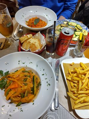  at Al Corner in Venice