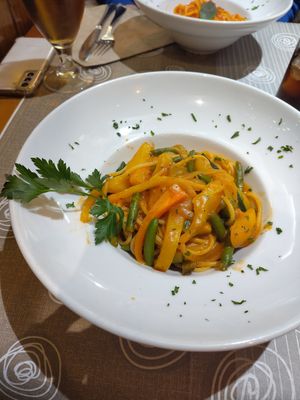  at Al Corner in Venice