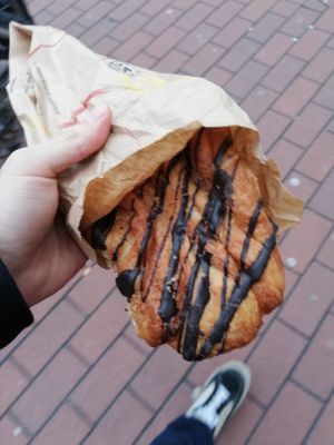 SchokoFranzbrötchen at Kamps - Bahnhof in Hamburg