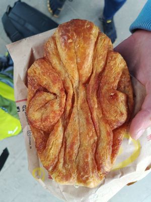 Franzbrötchen at Kamps - Bahnhof in Hamburg