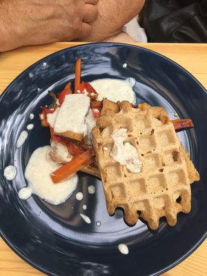 Salty waffles mit Joghurt, Gemüse und Räuchertofu.  at Café Rebel Milo in Leipzig