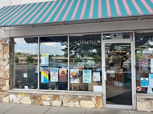 Front 4 at Health Food Shoppe in Fort Wayne