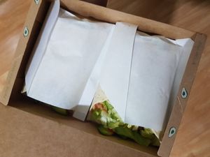 Vegan burrito at Hola Avo - 홀라아보 - ISU in Seoul