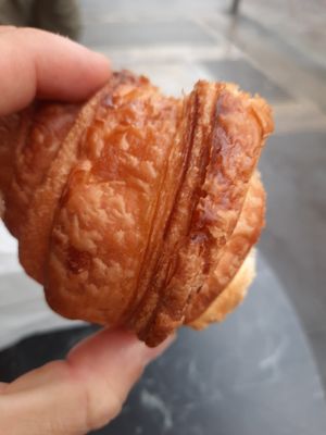 Croissant at Land & Monkeys - Beaumarchais in Paris