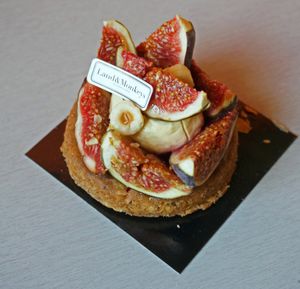 Fig Tartelette at Land & Monkeys - Beaumarchais in Paris