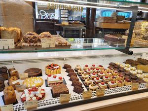  at Land & Monkeys - Beaumarchais in Paris