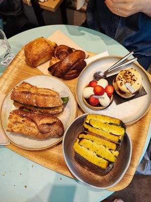  at Land & Monkeys - Beaumarchais in Paris