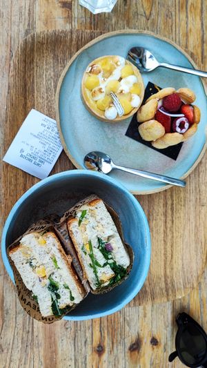  at Land & Monkeys - Beaumarchais in Paris