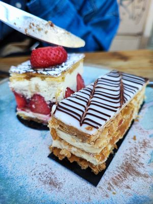  at Land & Monkeys - Beaumarchais in Paris