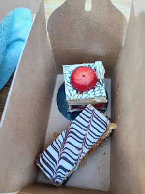  at Land & Monkeys - Beaumarchais in Paris