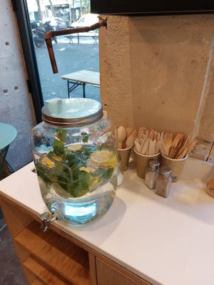  at Land & Monkeys - Beaumarchais in Paris