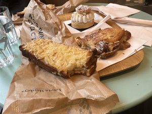 Vegan ham & cheese  at Land & Monkeys - Beaumarchais in Paris