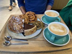 Soo damn delicious!!!  at Land & Monkeys - Beaumarchais in Paris