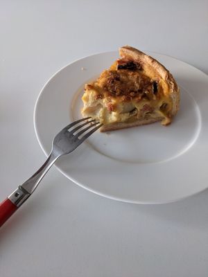 Quiche lorraine at Land & Monkeys - Beaumarchais in Paris