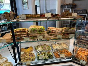  at Land & Monkeys - Beaumarchais in Paris