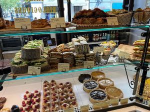  at Land & Monkeys - Beaumarchais in Paris