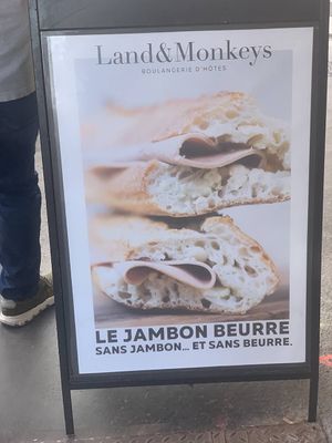  at Land & Monkeys - Beaumarchais in Paris