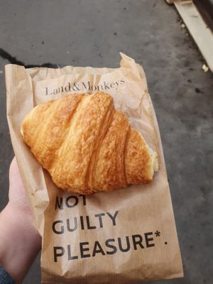 Croissant at Land & Monkeys - Beaumarchais in Paris