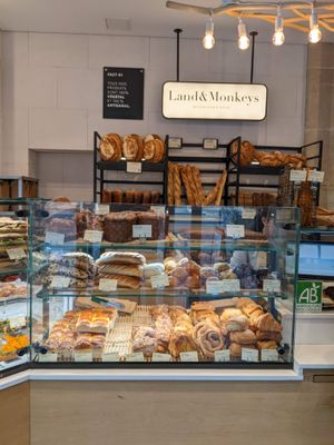 inside at Land & Monkeys - Beaumarchais in Paris