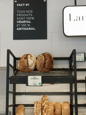 Insegna all'interno at Land & Monkeys - Beaumarchais in Paris