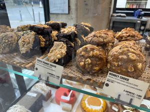 Cookies   at Land & Monkeys - Beaumarchais in Paris
