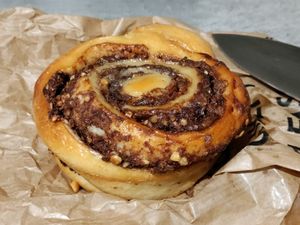 Babka. This was sooo yummy at Land & Monkeys - Beaumarchais in Paris