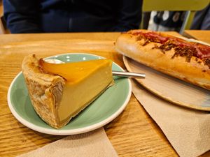  at Land & Monkeys - Beaumarchais in Paris