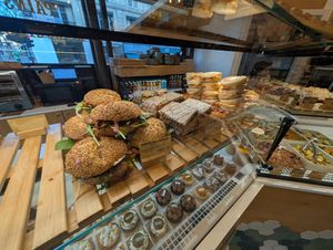 Bagels and more at Land & Monkeys - Beaumarchais in Paris