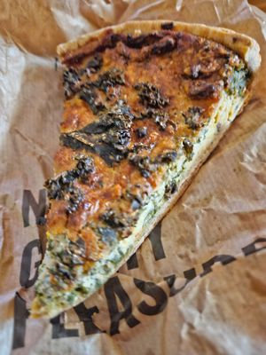 Quiche kale at Land & Monkeys - Beaumarchais in Paris