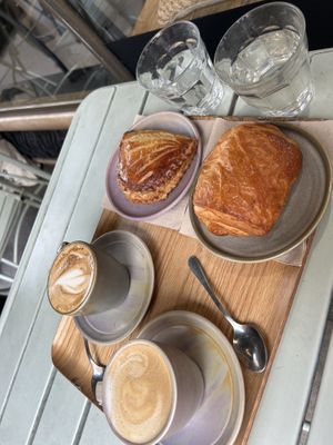 Apple chausson, pain au chocolat  at Land & Monkeys - Beaumarchais in Paris
