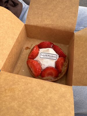   at Land & Monkeys - Beaumarchais in Paris