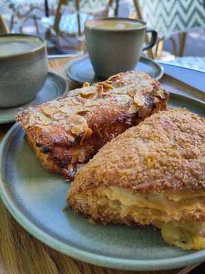 Almond Bostock + Chausson aux pommes + Coffee at Land & Monkeys - Beaumarchais in Paris