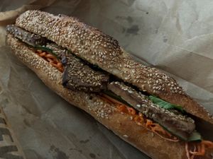 Banh mi sandwich at Land & Monkeys - Beaumarchais in Paris